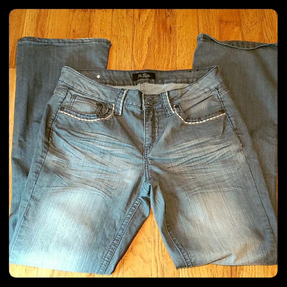 Royalty by YMI Size 8 Gray Bootcut Jeans